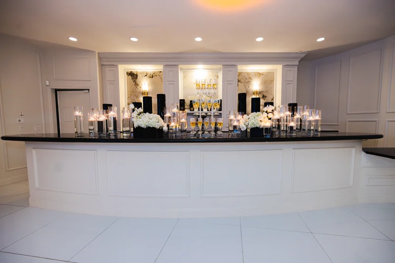 The private bar